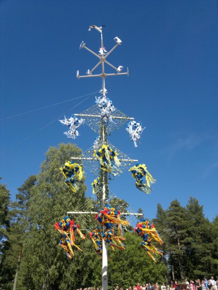 midsommarstången vid furulund